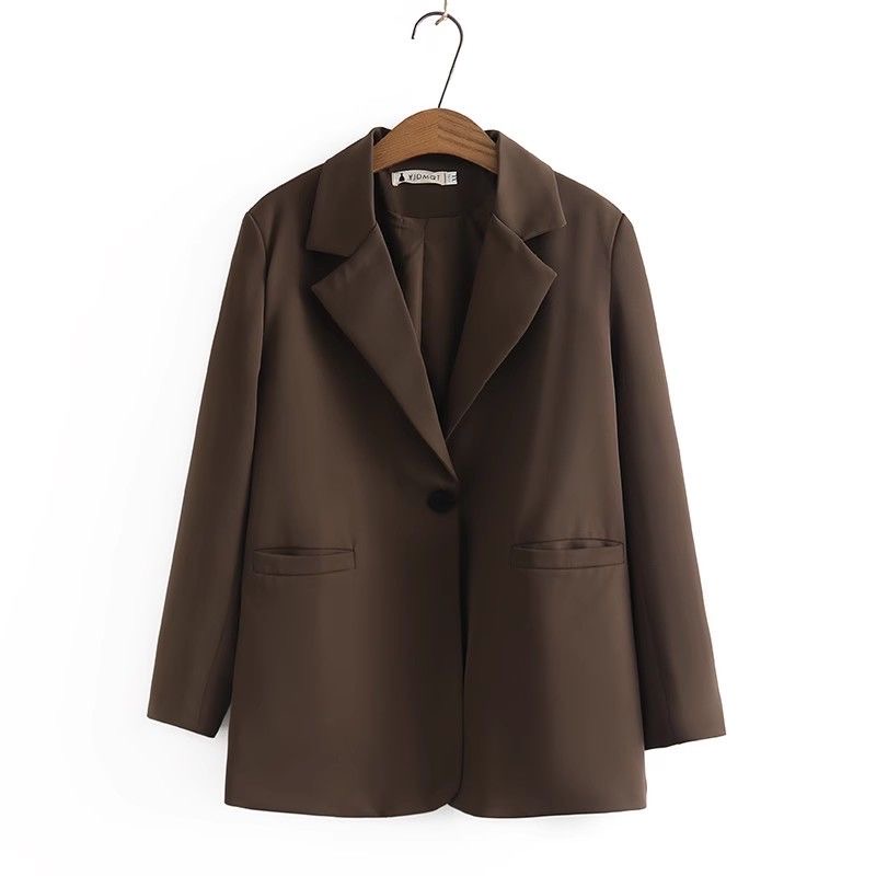 Classic minimalist blazer