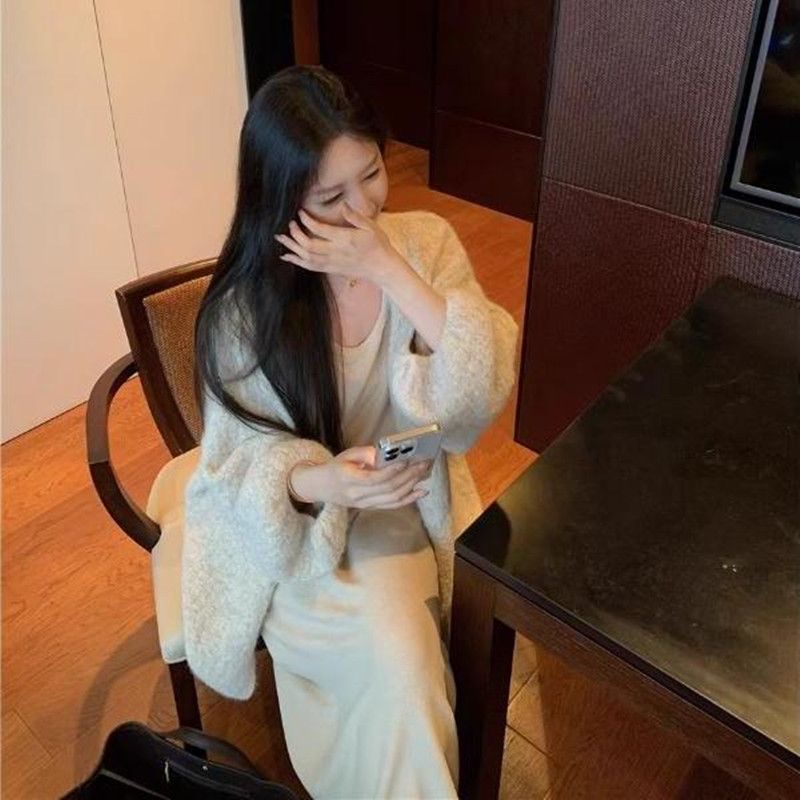 Autumn ladies cardigan 