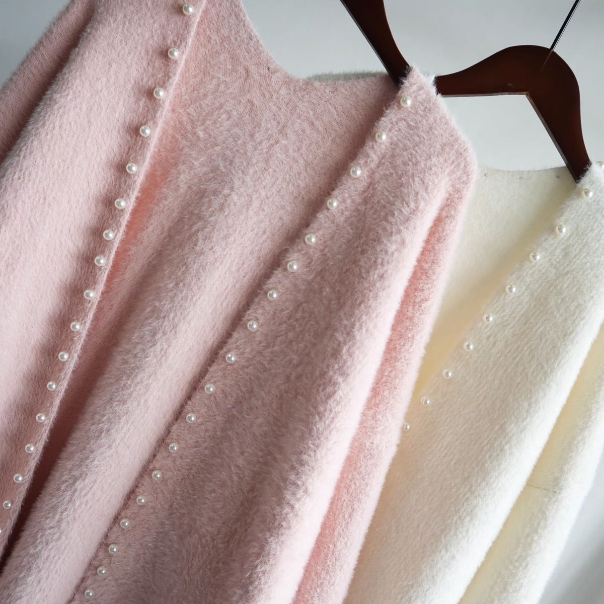 Pearl Trim Fuzzy Knit jersey