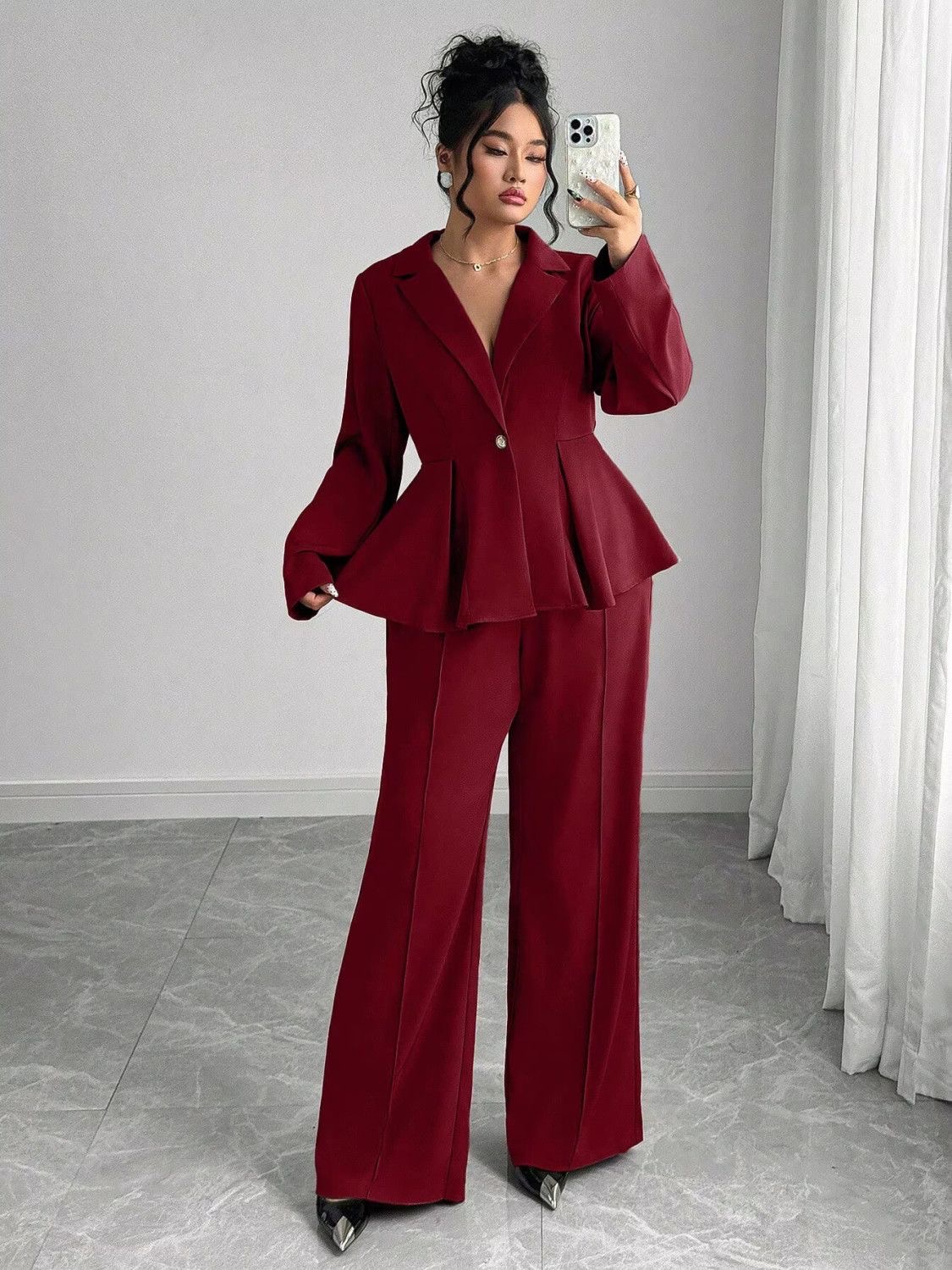 Women’s Elegant 2-Piece Pleated Front Suit Set