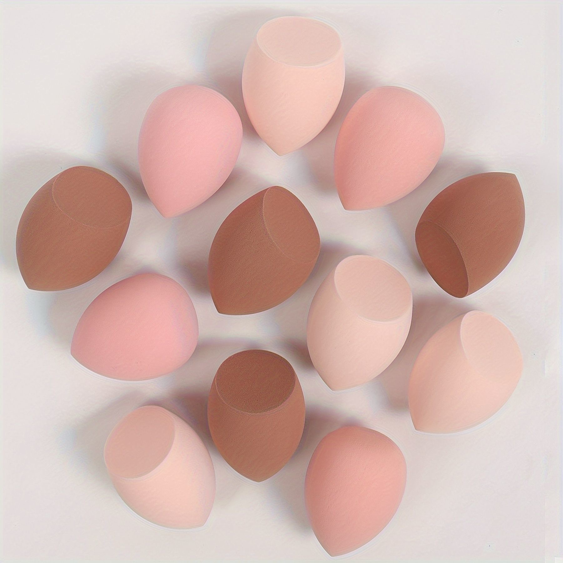 Lysa makeup sponge