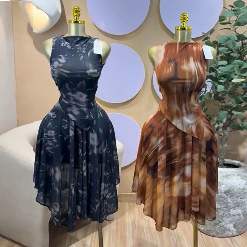 Elegant Printed Sleeveless Flare Dress