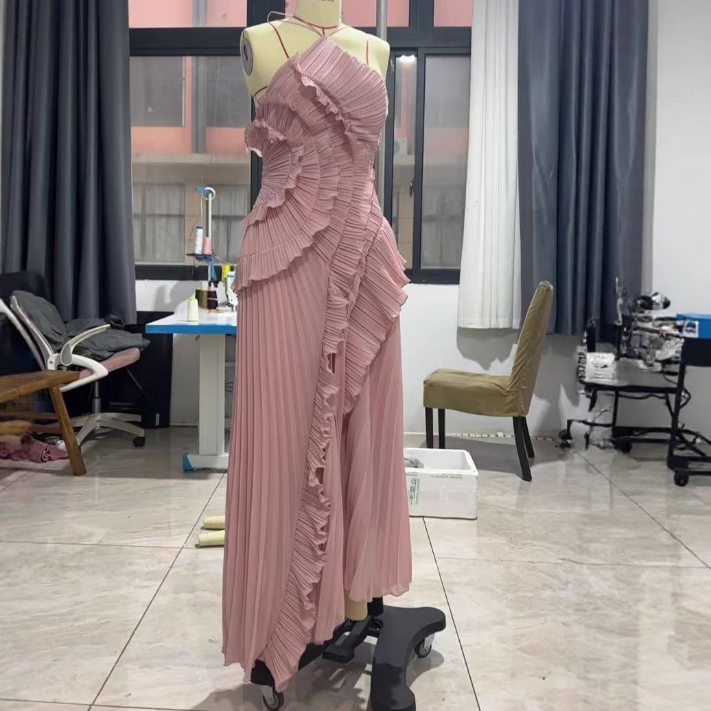 Elegant Pleated Ruffle Halter Dress – Soft Pink