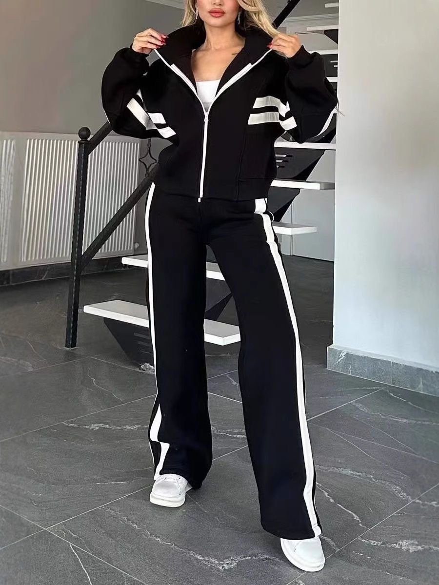     Elegant Comfort Tracksuit