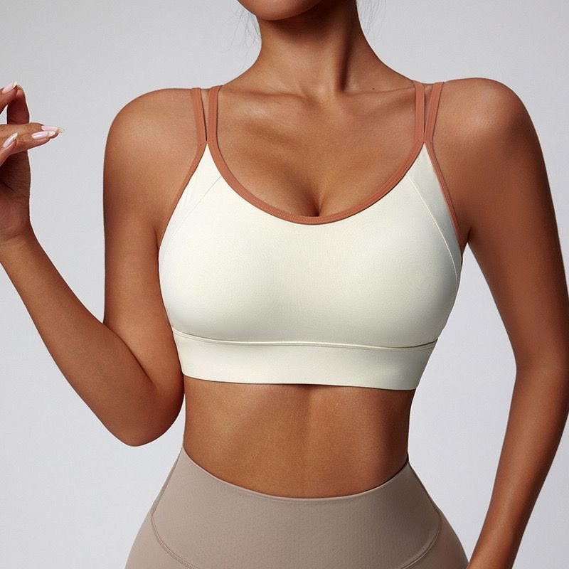 Women seamless sports bra