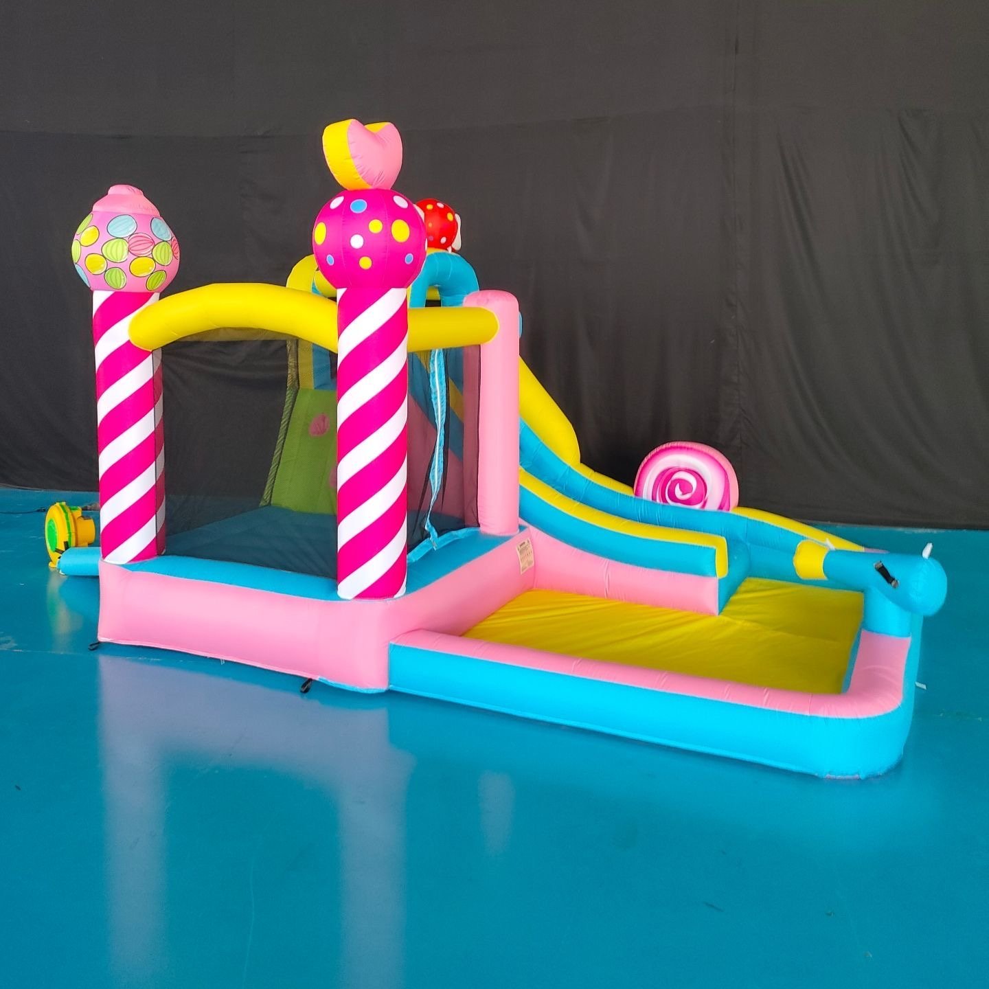 Jumping Castle 