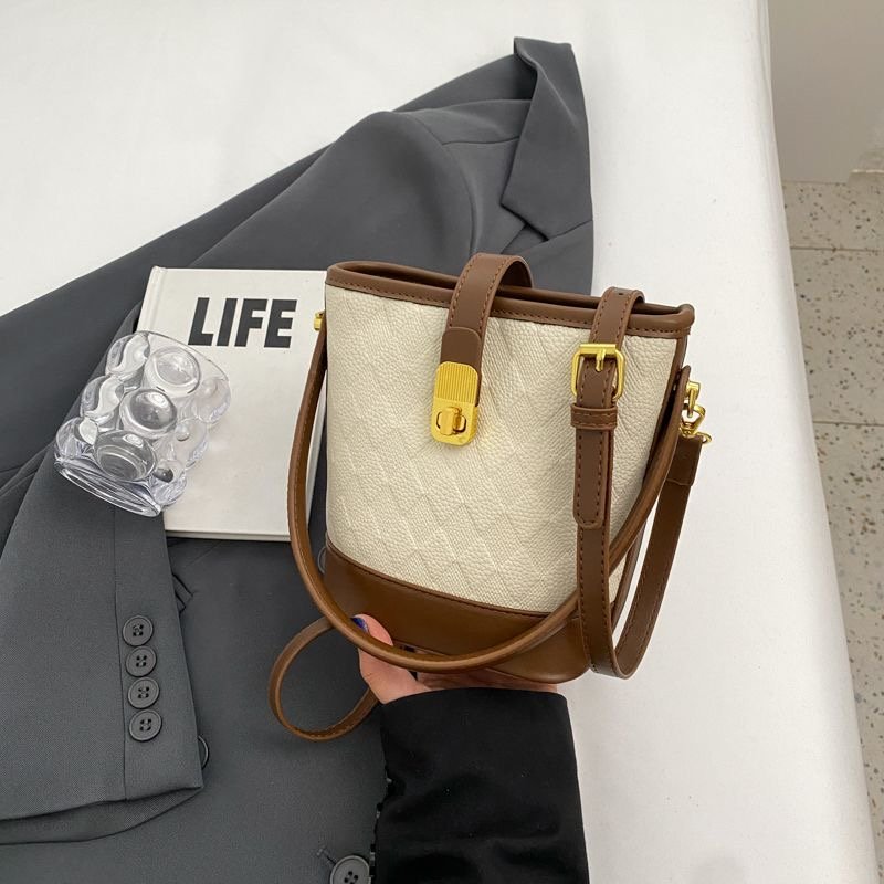 Portable Ladies bag