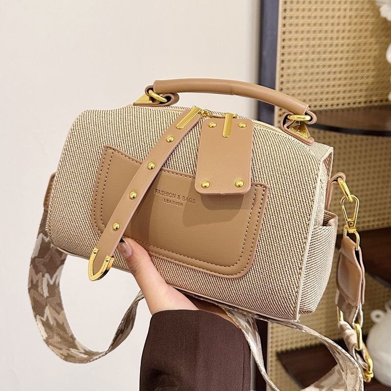 Ladies fashion bag