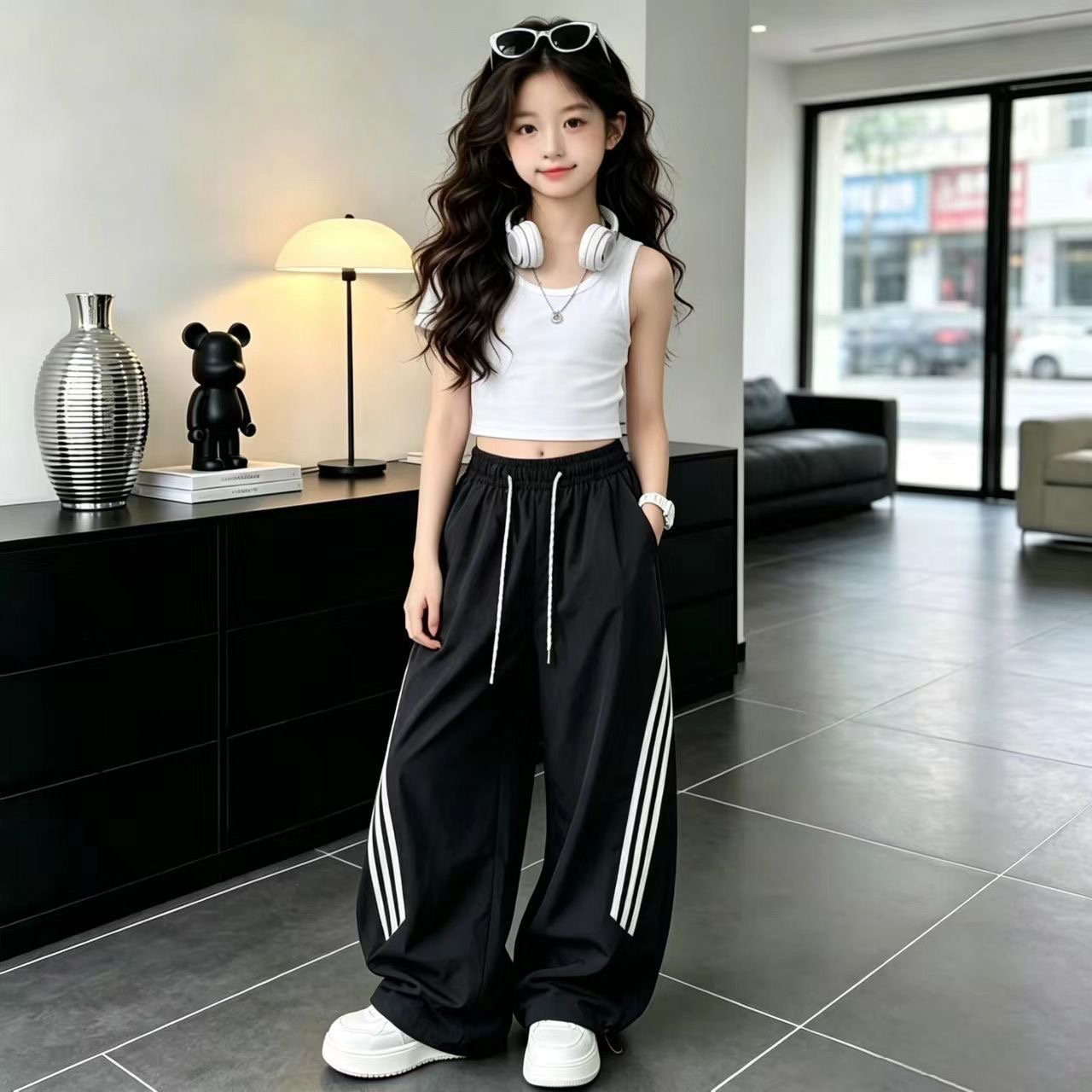Girls baggy pants set, girls streetwear outfit, girls matching top and pants, girls sporty outfit