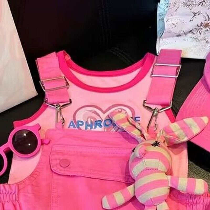 Girls hot pink dungaree, girls pink overalls, girls dungaree outfit, pink dungaree for girls, kids pink overalls, girls casual outfit