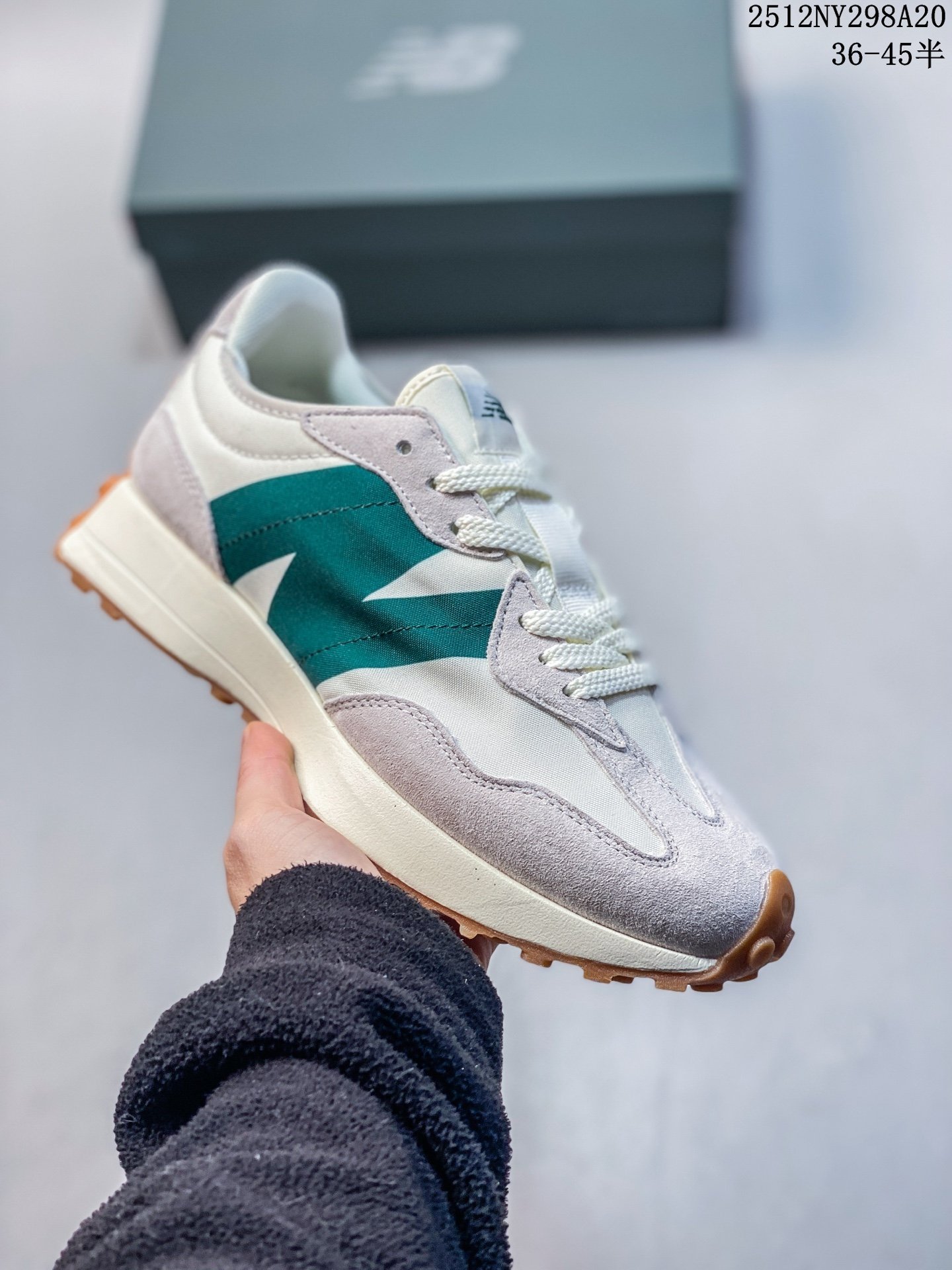 Classic Retro-Inspired Running Sneakers