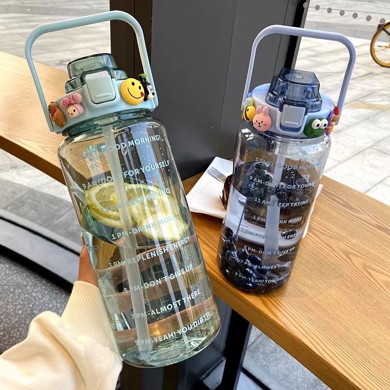 Water bottle 